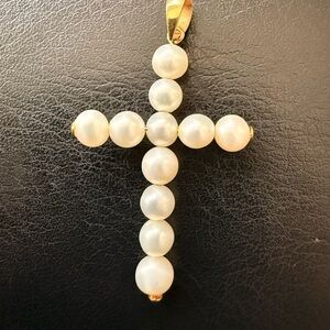 Elegant Pearl 18k gold Cross Pendant Necklace